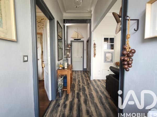 Maison à vendre 8 pièces 219 m² Segré-en-Anjou Bleu