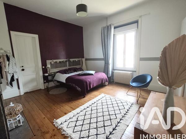 Maison à vendre 8 pièces 219 m² Segré-en-Anjou Bleu