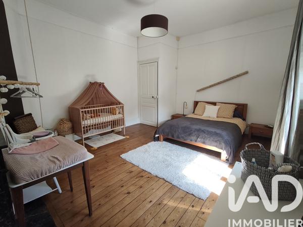 Maison à vendre 8 pièces 219 m² Segré-en-Anjou Bleu