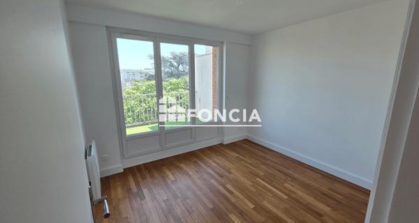 Location Appartement 3 pièces 57.03 m² - Paris 75014