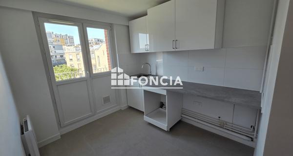 Location Appartement 3 pièces 57.03 m² - Paris 75014
