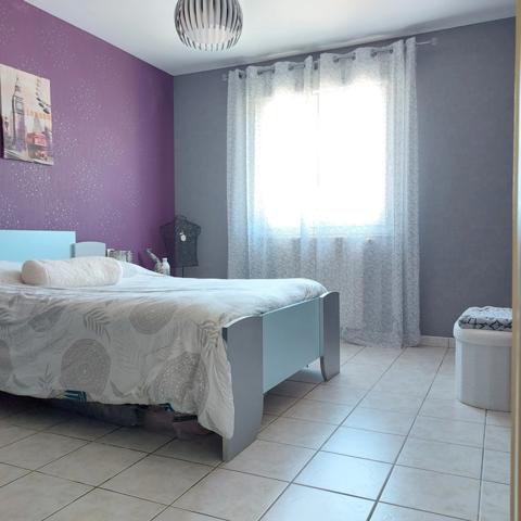 Maison à vendre 5 pièces CAMPSAS (82)avec garage attenant et double garage indépendant, piscine, terrasse couverte, puits, sur 2029m² de terrain.