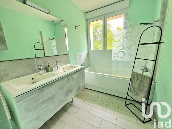 Maison à vendre 4 pièces 75 m² Forges-les-Eaux