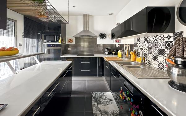 Maison à vendre    4 pièces • 115 m2 Boulazac