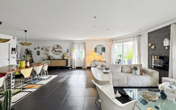 Maison à vendre    4 pièces • 115 m2 Boulazac