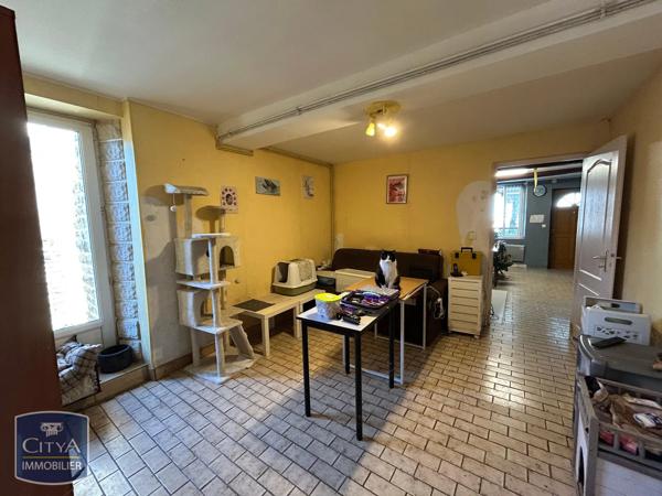 Immeuble à vendre 255m² Charleville-Mézières (08000)