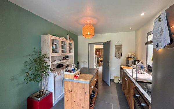 Maison à vendre    5 pièces • 133 m2 Rognonas