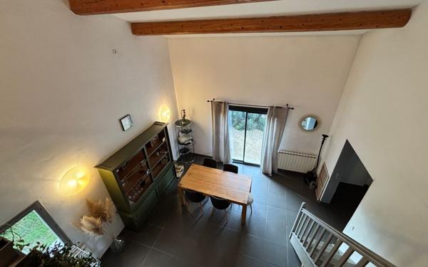 Maison à vendre    5 pièces • 133 m2 Rognonas