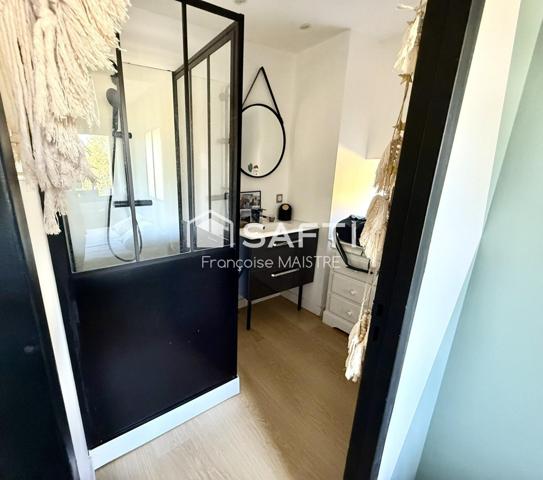 Corps de ferme rénovée – 5 chambres – Piscine