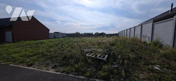 Terrain à Vendre à Escautpont (59278) en Nord (59)

Ce terrain à bâtir d'une superficie de 42...