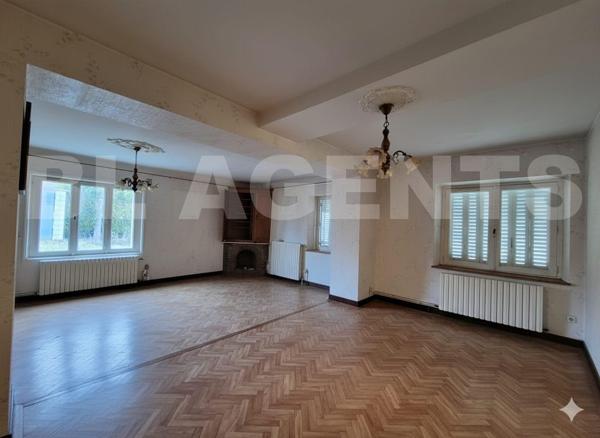 Maison avec dépendances