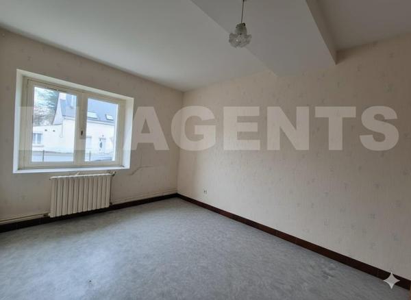 Maison avec dépendances