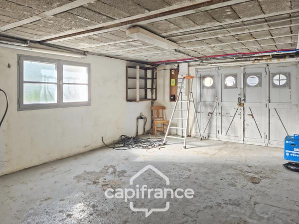 Maison à vendre 5 pièces ROQUEMAURE (30)-terrain 541m²