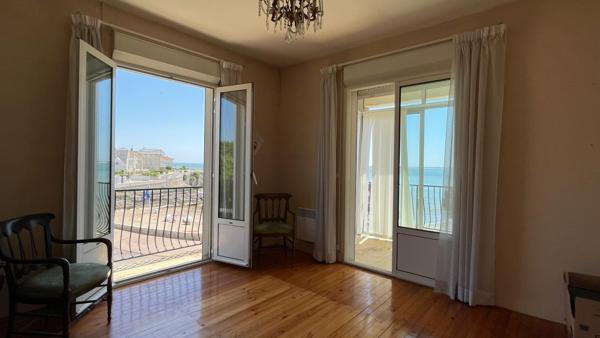Maison/Villa avec vue mer à Royan de 197.51m2