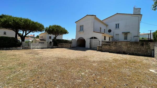 Maison/Villa avec vue mer à Royan de 197.51m2