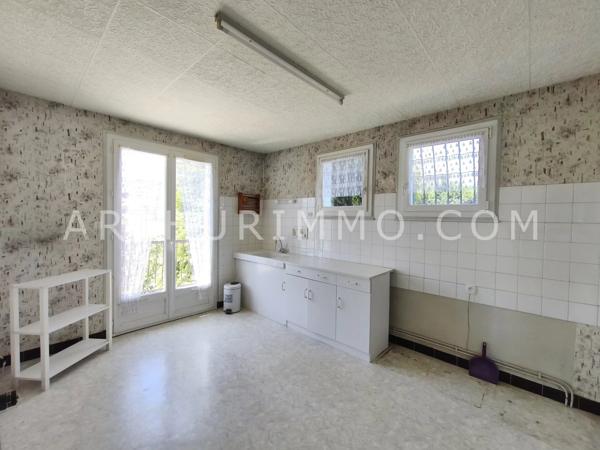 Vente                                                      Maison
                        
                     5 pièces                      108 m2                     à Davézieux