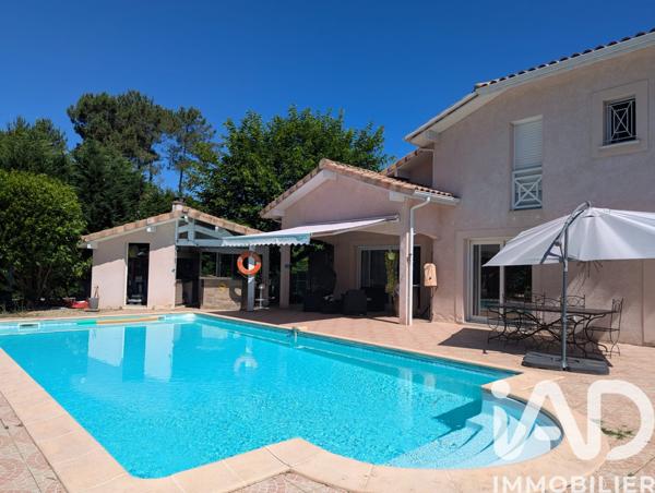 Maison à vendre 9 pièces 263 m² Mont-de-Marsan