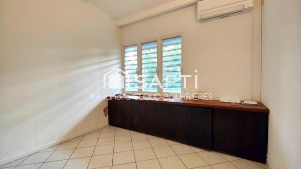 Maison environ 120 M2 face au lac !