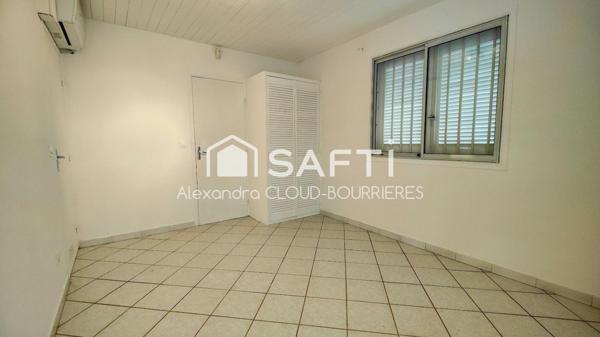 Maison environ 120 M2 face au lac !