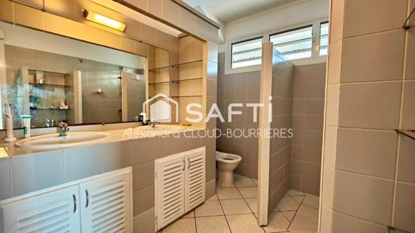 Maison environ 120 M2 face au lac !