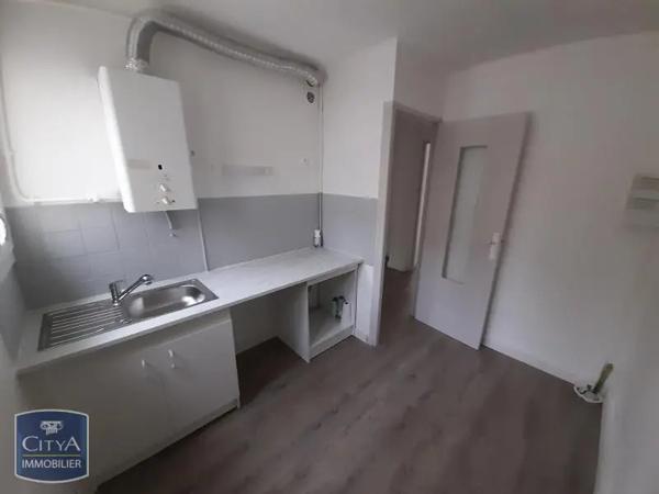 Appartement à louer 3 pièces 54.02m² Nîmes (30000)