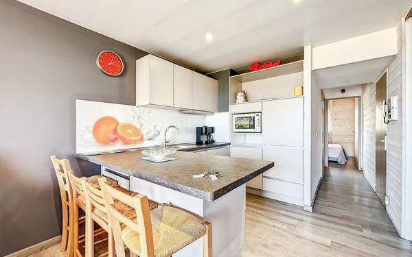 Appartement à vendre    2 pièces • 35 m2 Fréjus