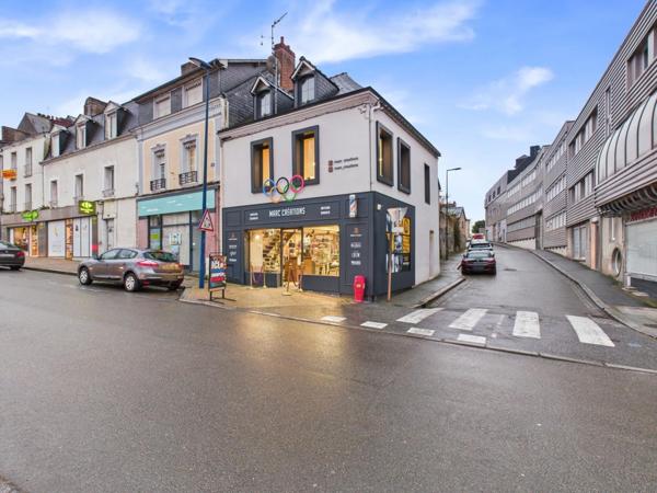 SALON DE COIFFURE – EMPLACEMENT STRATÉGIQUE À MAYENNE