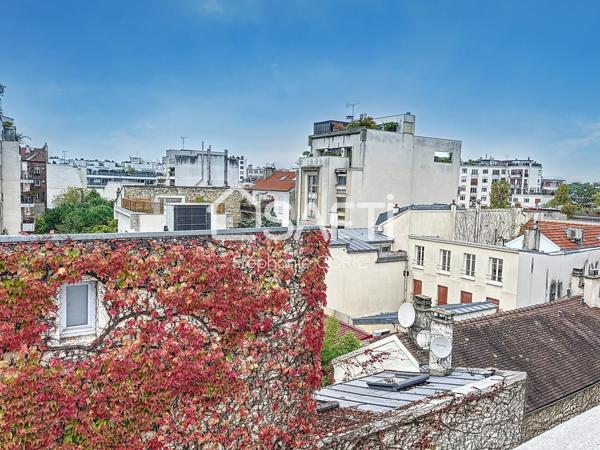 DERNIER ÉTAGE - BALCON - TRÈS CALME