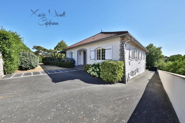 Maison à vendre 10 pièces MONCOUTANT (79)