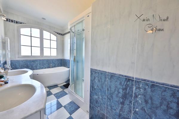 Maison à vendre 10 pièces MONCOUTANT (79)