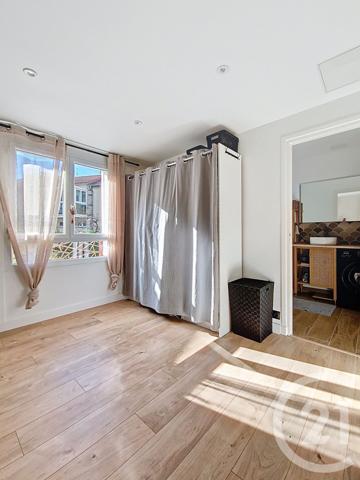 Appartement T5 à vendre  5 pièces - 79,39 m2 CHAMALIERES - 63