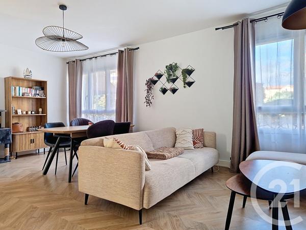 Appartement T5 à vendre  5 pièces - 79,39 m2 CHAMALIERES - 63