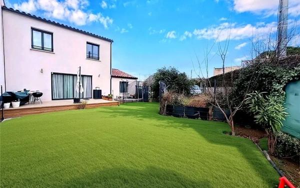 Maison à vendre    4 pièces • 111 m2 Caveirac