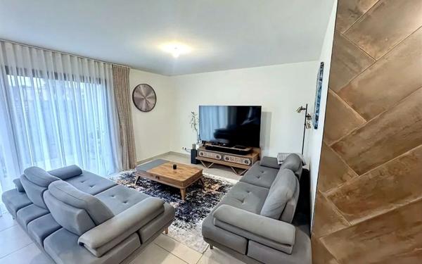 Maison à vendre    4 pièces • 111 m2 Caveirac