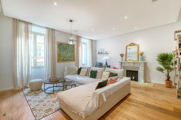 Vente Appartement 5 pièces Bastia Hyper Centre