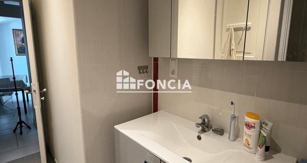 Location Maison 6 pièces 113.2 m² - Charras 16380