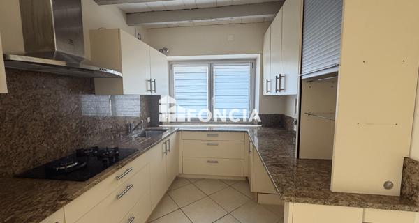 Location Maison 6 pièces 113.2 m² - Charras 16380