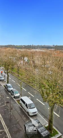 BORDEAUX BASTIDE - Appartement T2 de 53m²  avec balcon + place de parking en sous-sol - Résidence de standing
