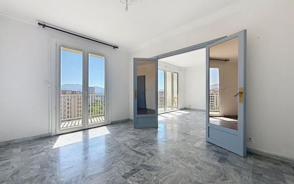 Appartement à louer    3 pièces • 100,32 m2 Ajaccio