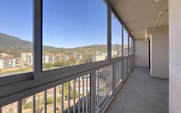 Appartement à louer    3 pièces • 100,32 m2 Ajaccio