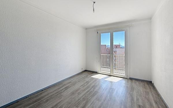 Appartement à louer    3 pièces • 100,32 m2 Ajaccio
