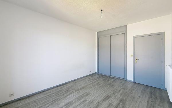 Appartement à louer    3 pièces • 100,32 m2 Ajaccio