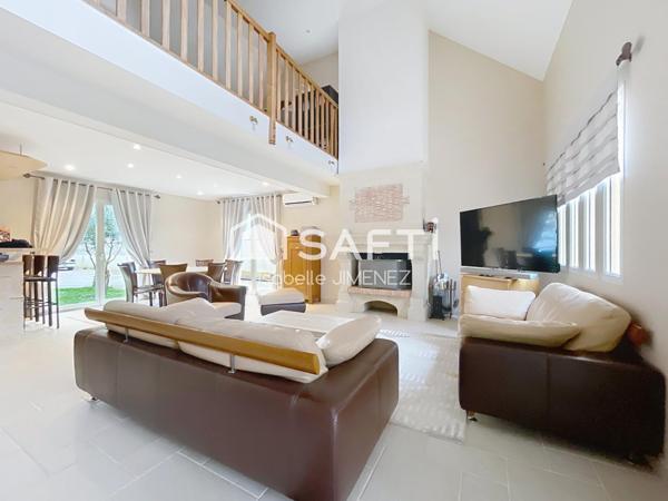 6 pièces sur 110 m² environ  / parcelle de jardin au calme de 642 m2 / dépendance