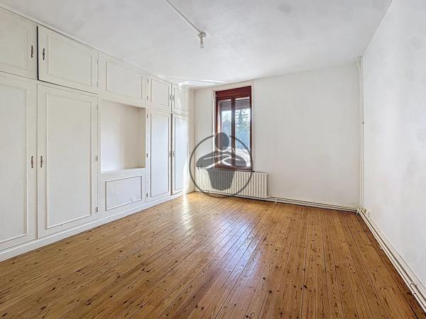 Vente Maison 5 pièces 110 m2 à Saint-Quentin