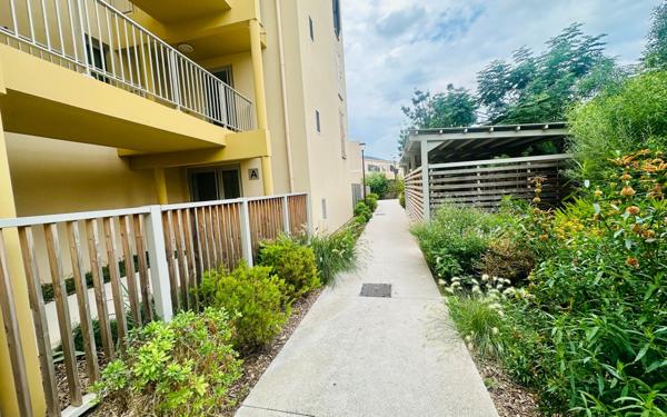 Appartement à vendre    3 pièces • 59,97 m2 Solliès-Pont