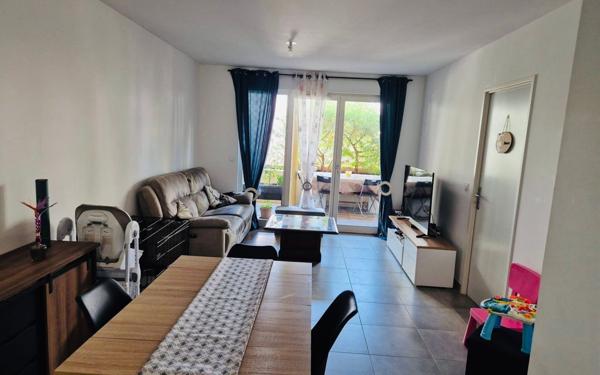 Appartement à vendre    3 pièces • 59,97 m2 Solliès-Pont