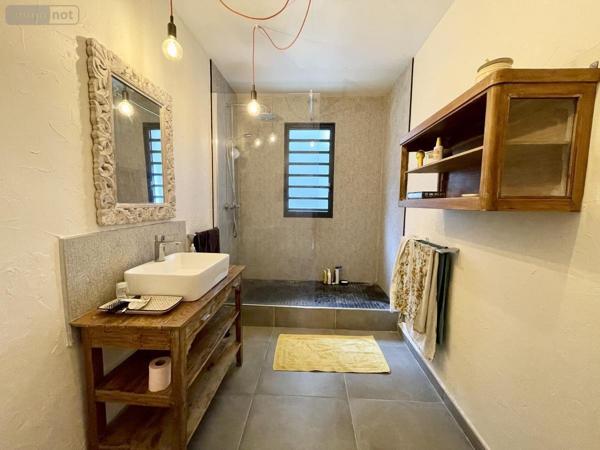 Maison à vendre à Saint-Denis à la Réunion (97400), ref : 97409-206