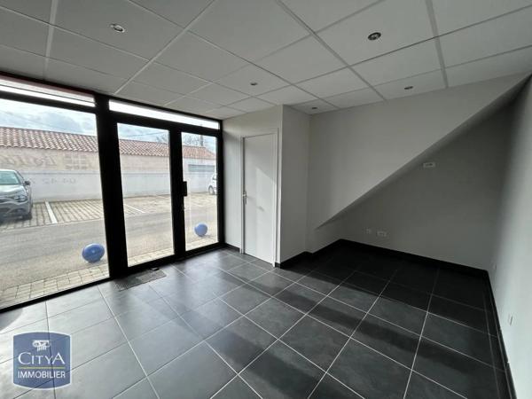 Local commercial à louer 48.01m²