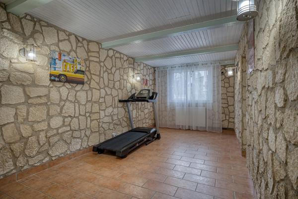 À Vendre - Belle Maison Individuelle de 166 m² à Viry (74) - Quartier Résidentiel