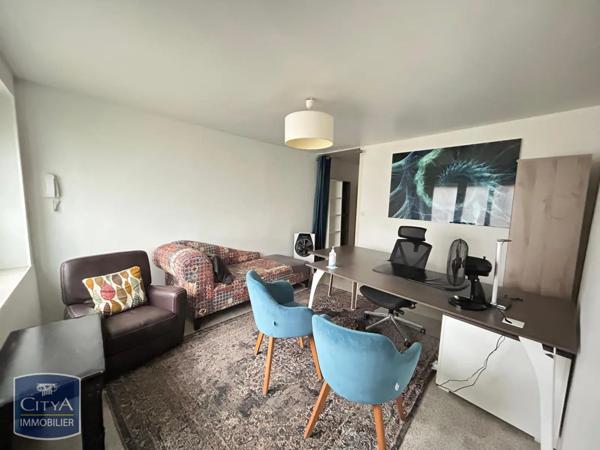 Local professionnel à louer 50.75m²